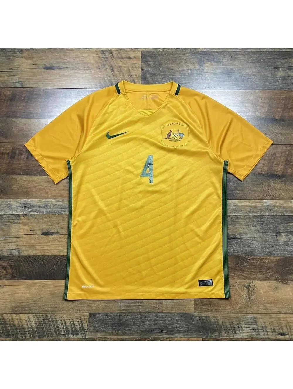 Australia National Team 2016-17 Tim Cahill Nike Soccer Jersey Size Large